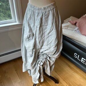NWT pure linen skirt M